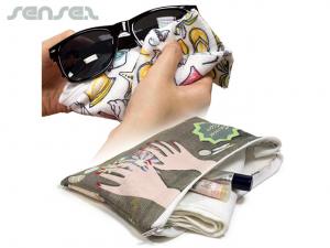 ノベルティ マイクロファイバータオル2in1は化粧ポーチ