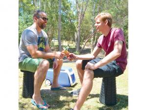 伸縮式折りたたみ式キャンプスツール