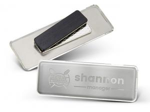 金属製ネームバッジ