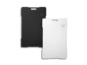 クレジットカード型Bluetoothトラッカー（ワイヤレス充電式)